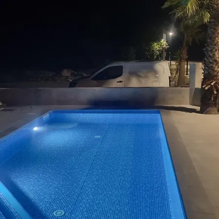 فيلة Agia Lydia Sea View House Karianí