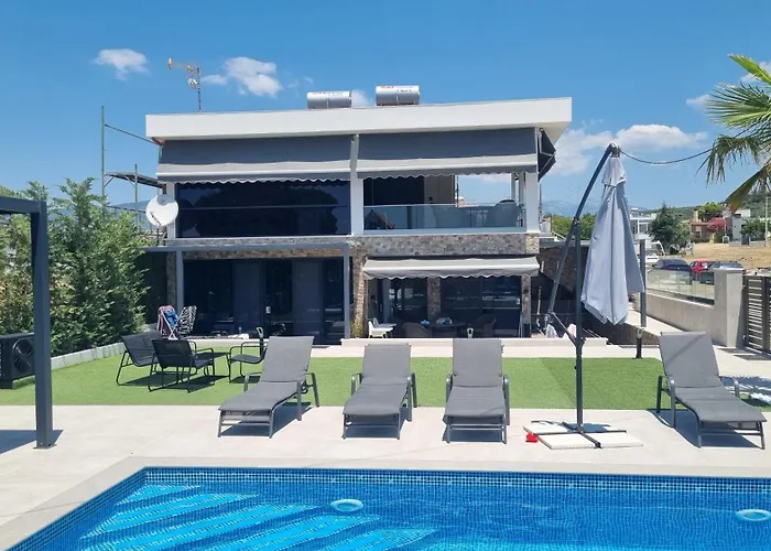 Вилла Agia Lydia Sea View House *